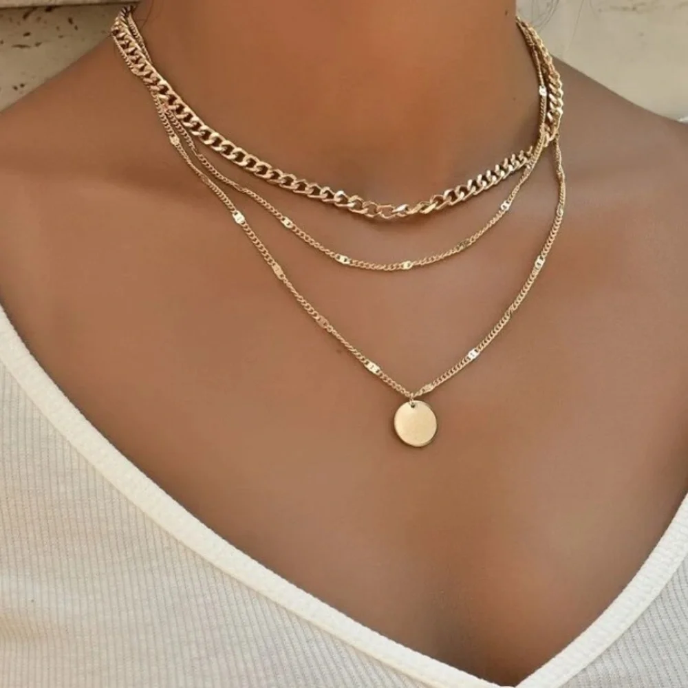 🆕 gold layered chain disc necklace - Picture 1 of 4